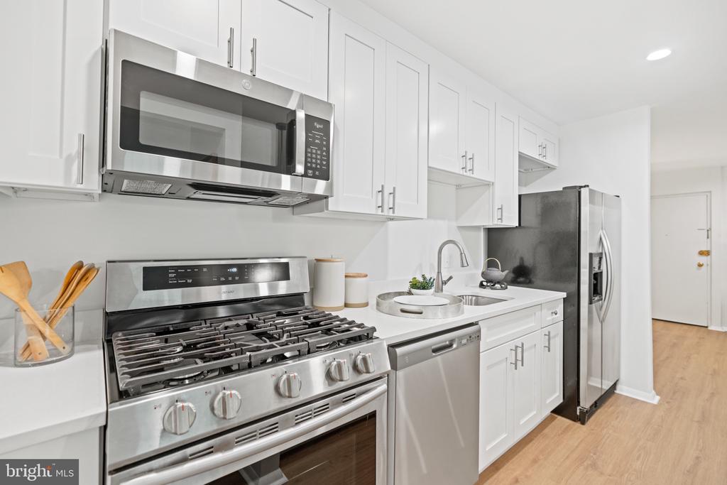 5101 CROSSFIELD COURT 8