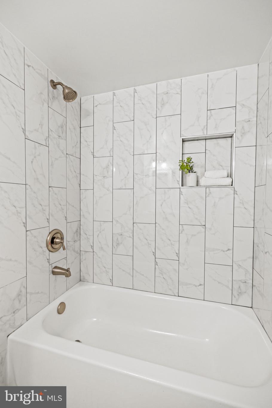 5101 CROSSFIELD COURT 8