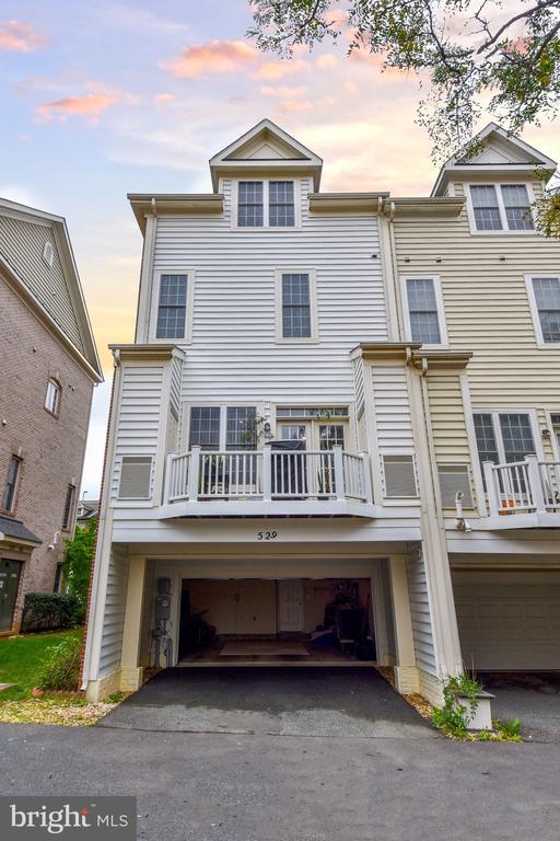 529 CEDAR SPRING STREET