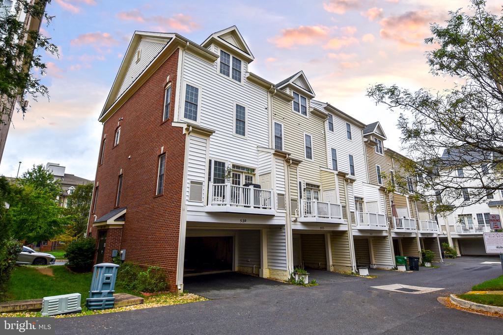 529 CEDAR SPRING STREET