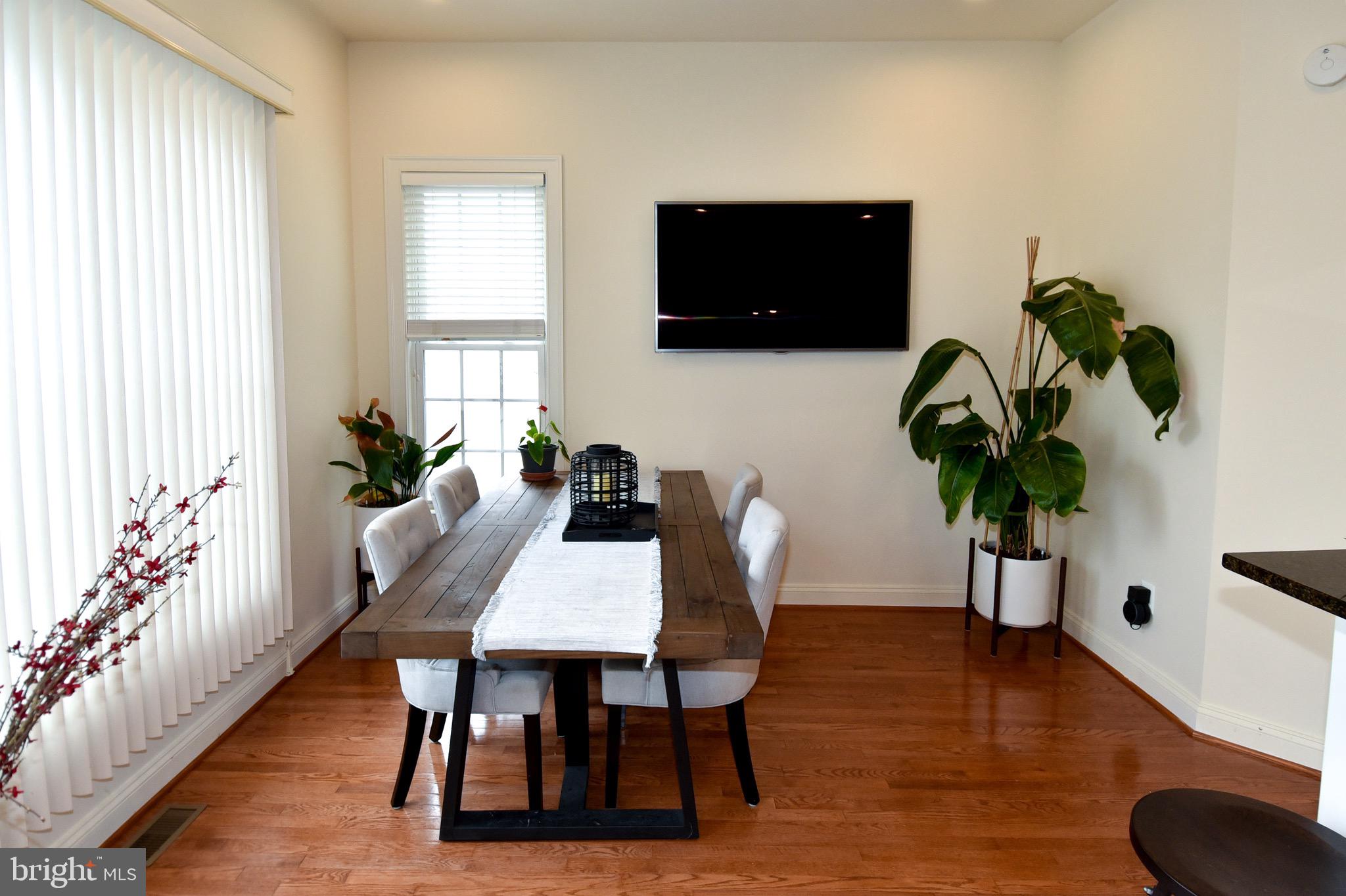 529 CEDAR SPRING STREET