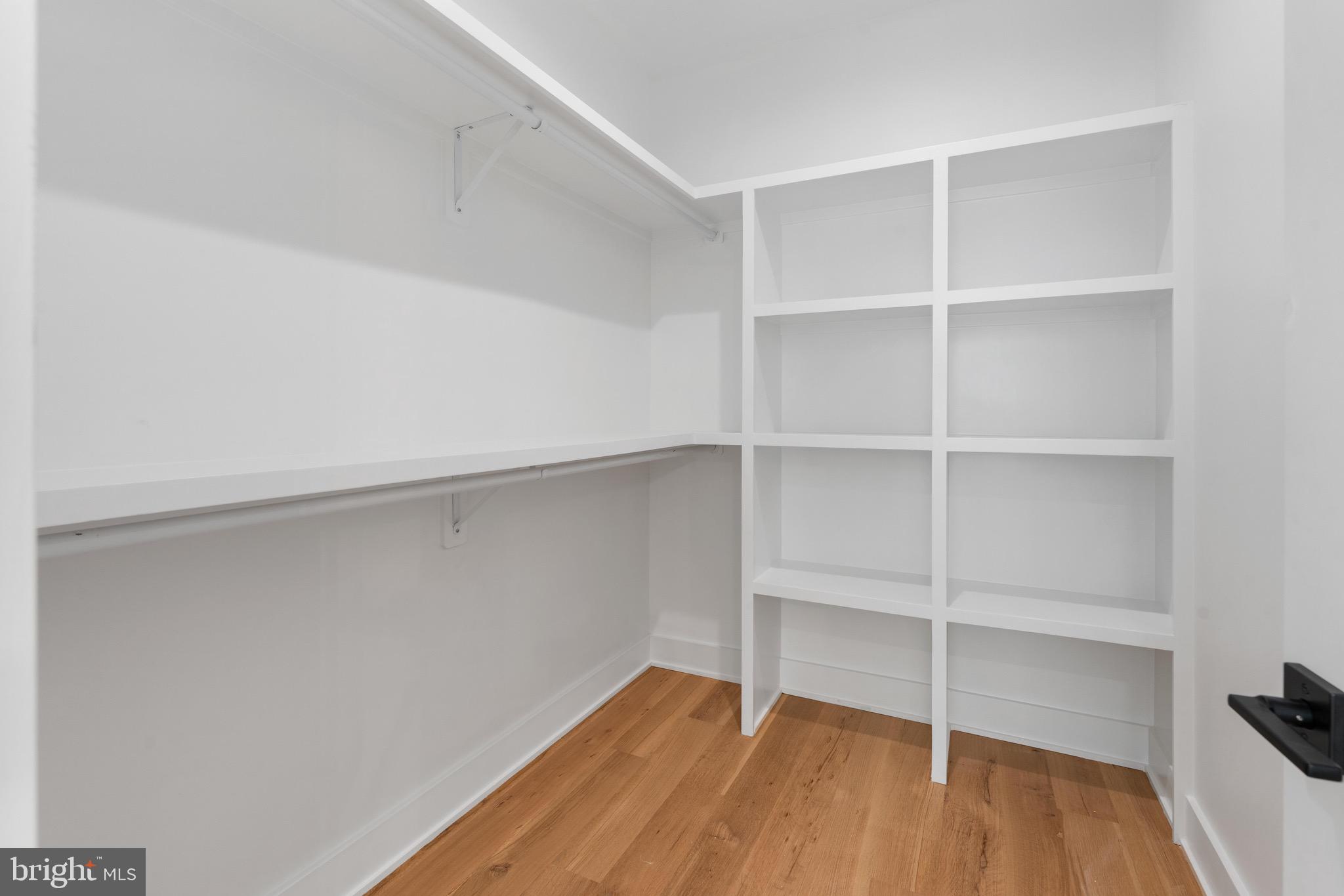 4508 DELMONT LANE