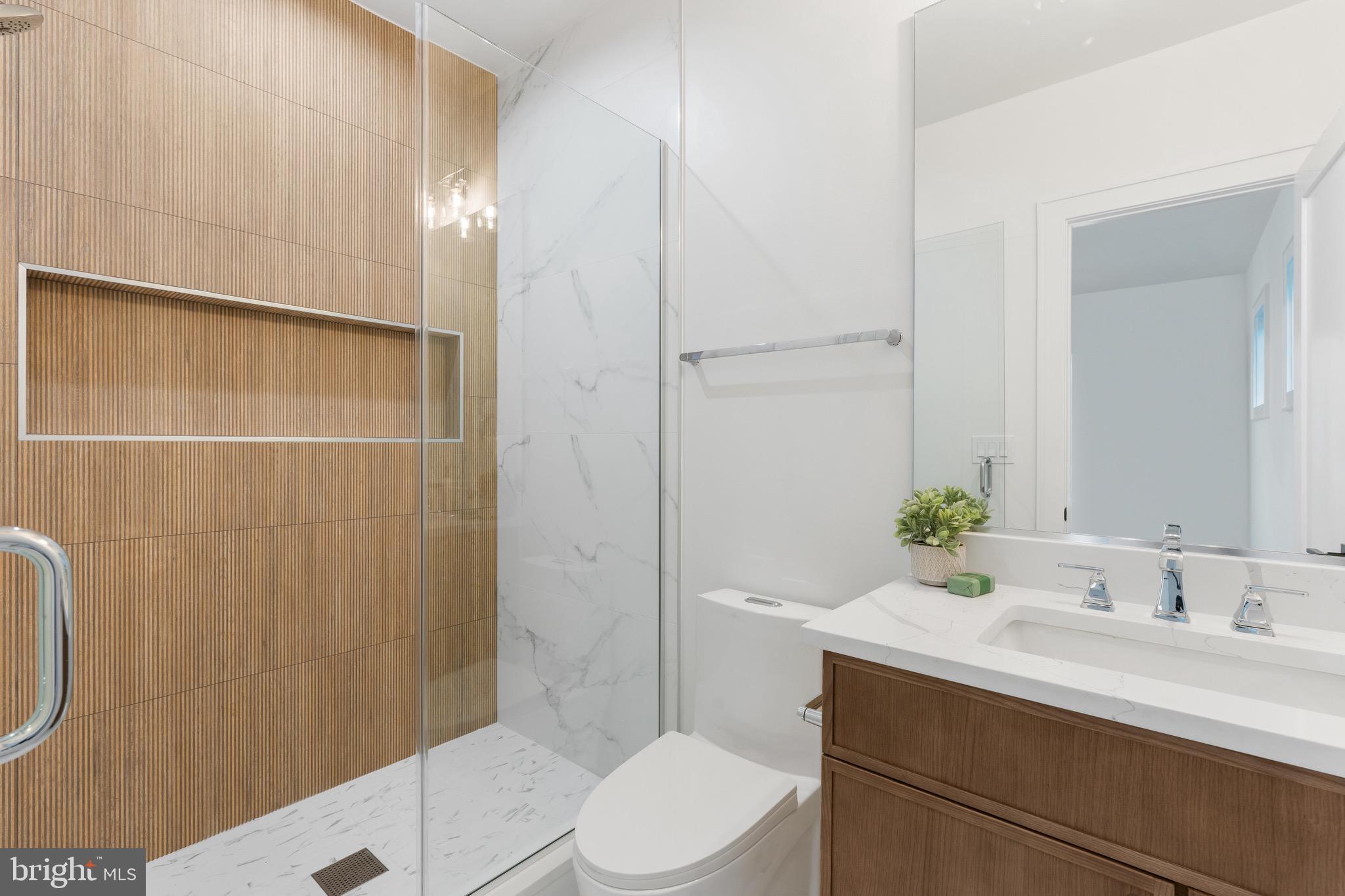 4508 DELMONT LANE