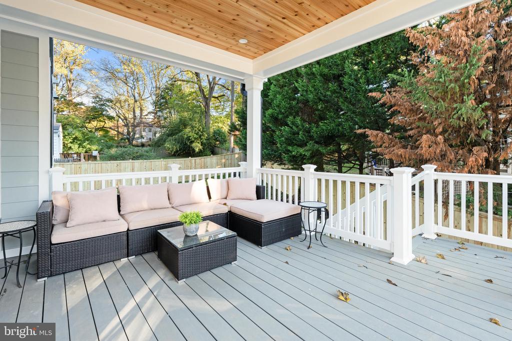 4508 DELMONT LANE
