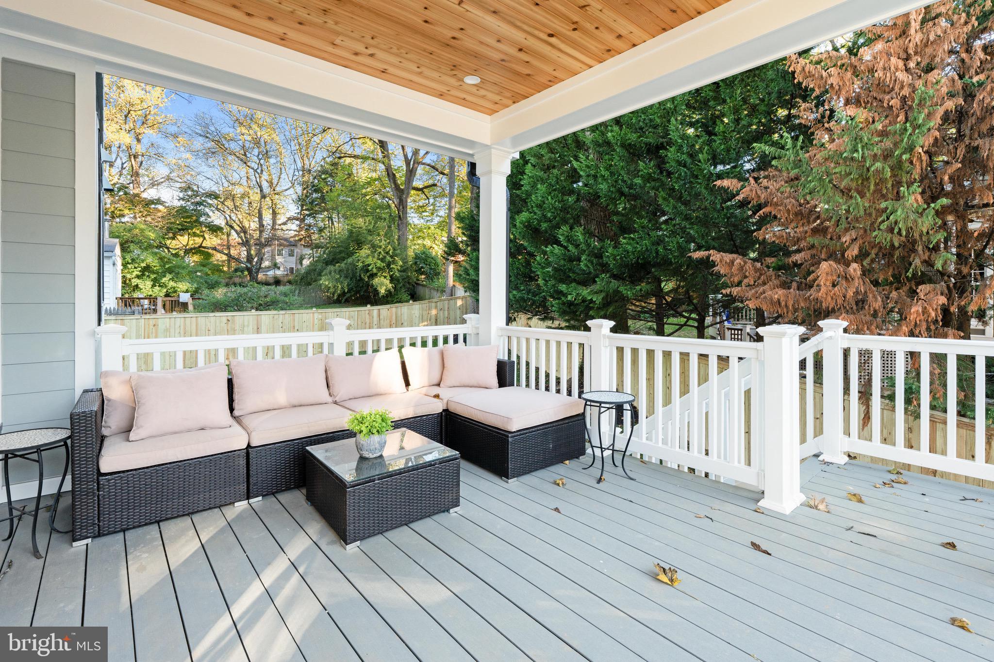4508 DELMONT LANE