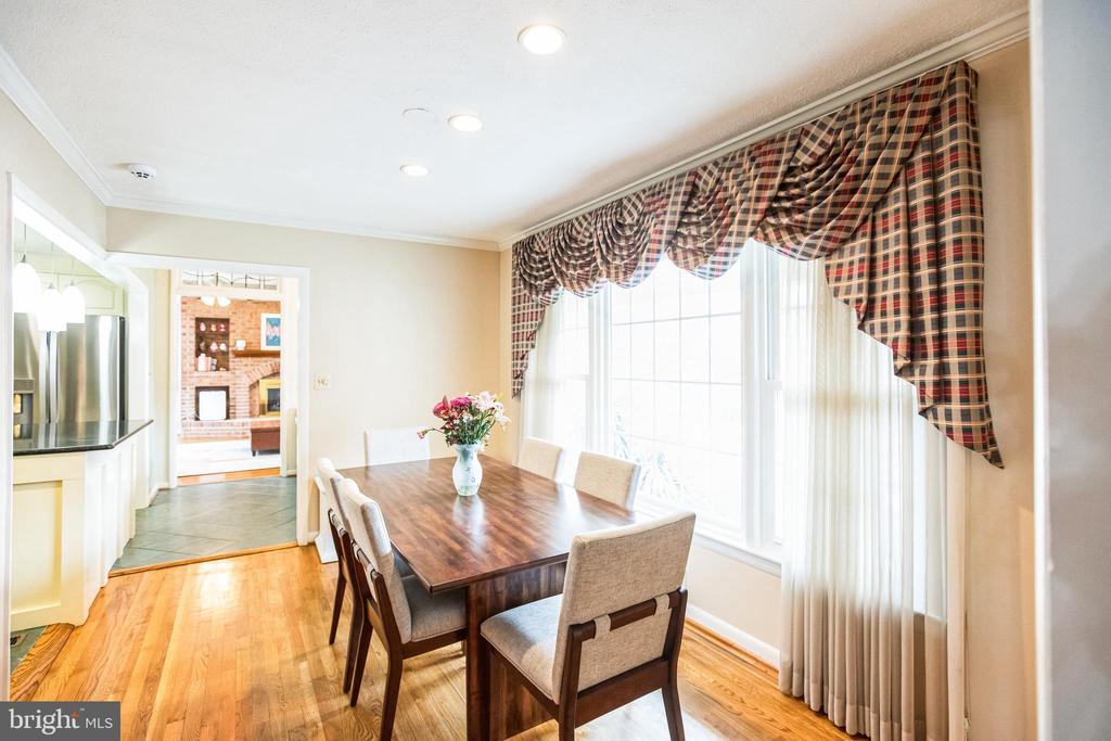 3709 JOHN CARROLL DRIVE