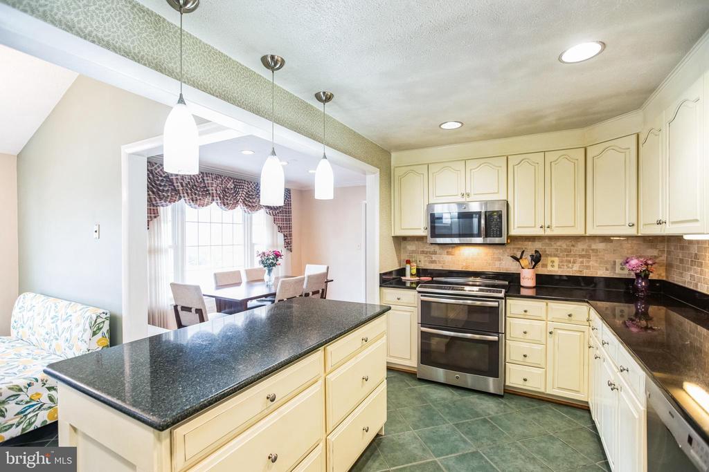 3709 JOHN CARROLL DRIVE