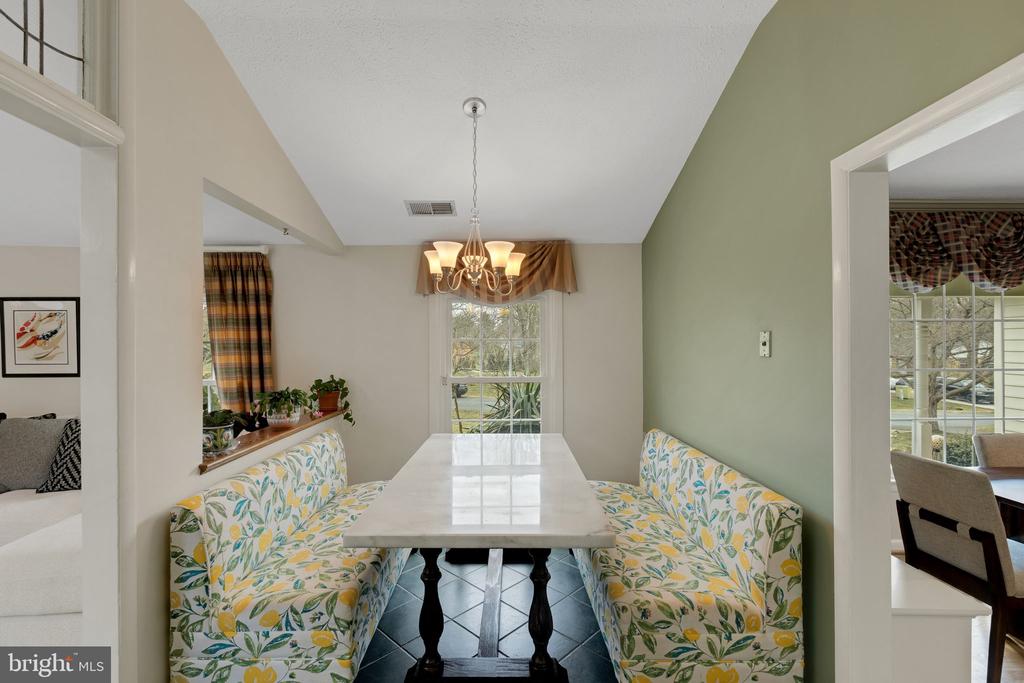 3709 JOHN CARROLL DRIVE