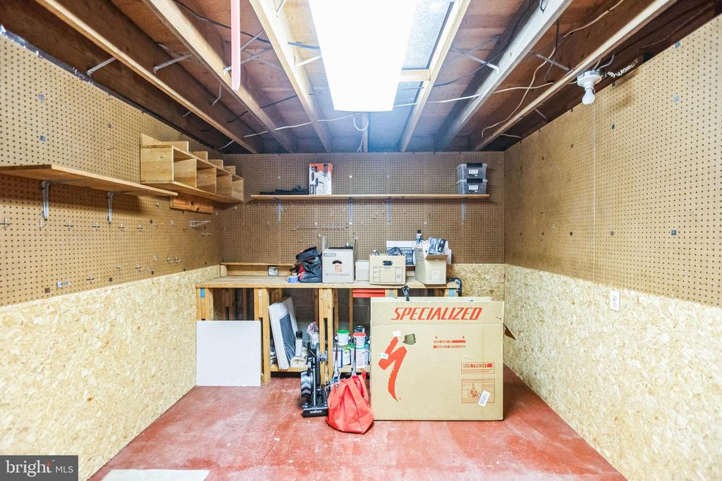 3709 JOHN CARROLL DRIVE