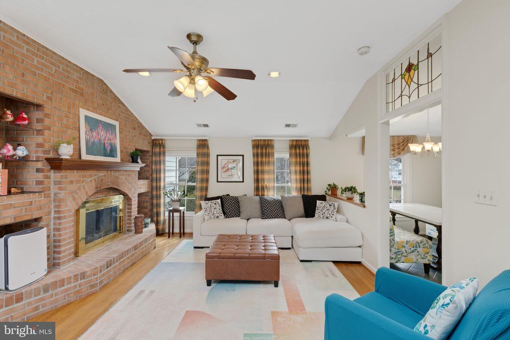 3709 JOHN CARROLL DRIVE