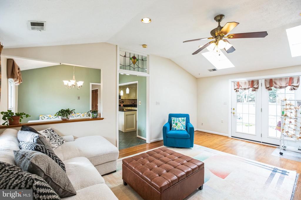 3709 JOHN CARROLL DRIVE