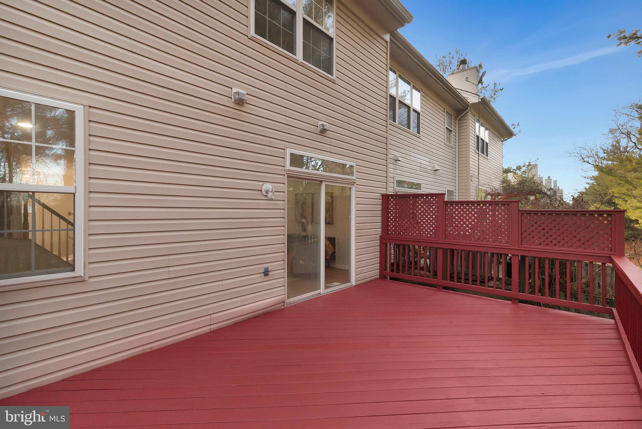 205 Longpoint Way