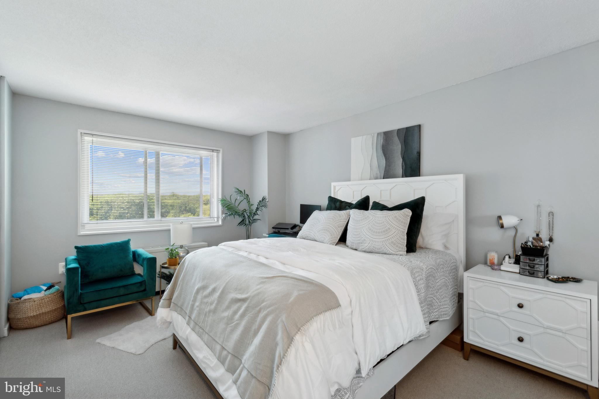 7333 New Hampshire Ave #1001