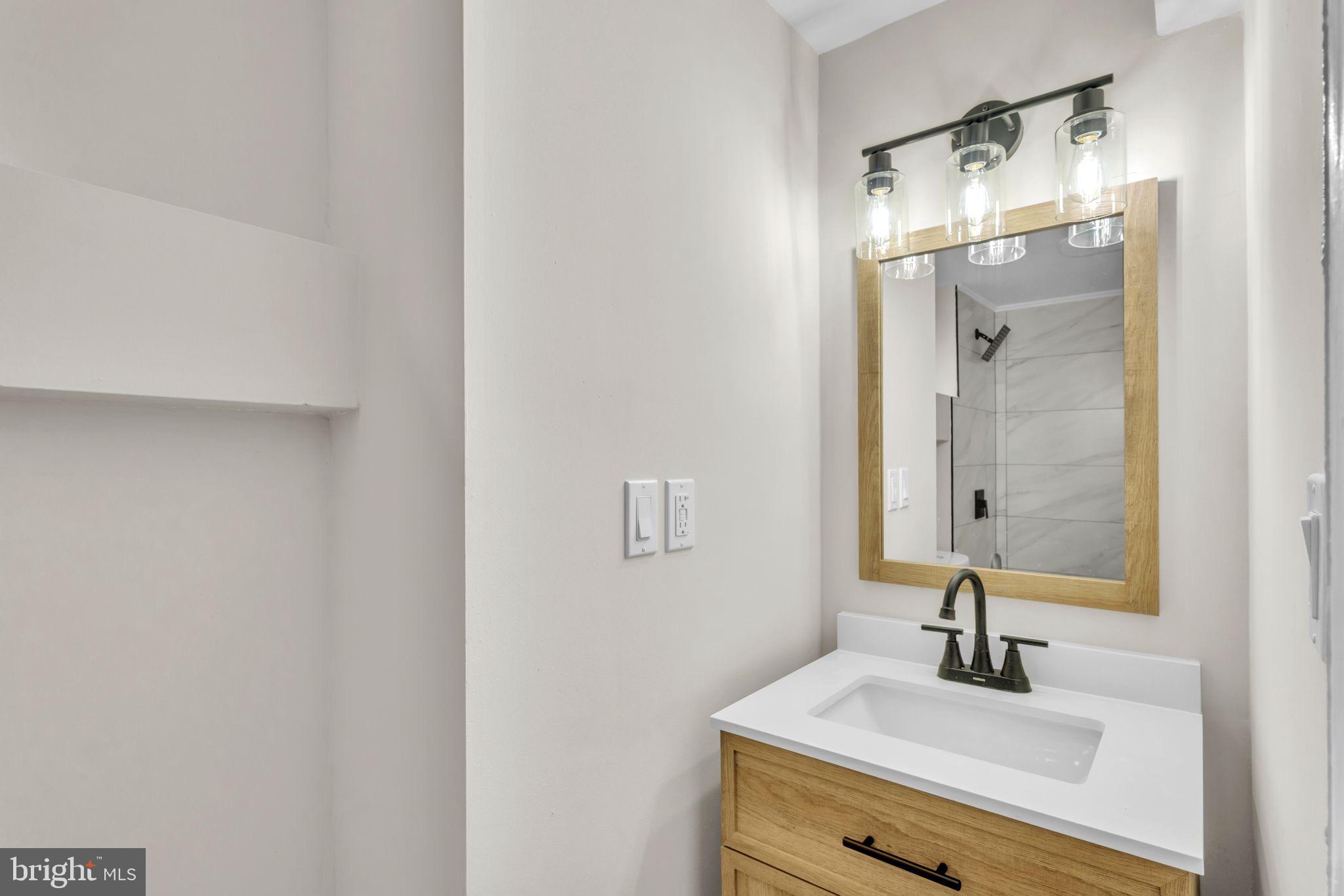 11901 DALEWOOD DRIVE