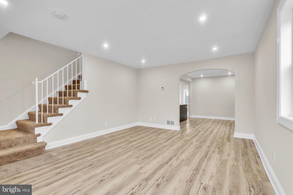11901 DALEWOOD DRIVE