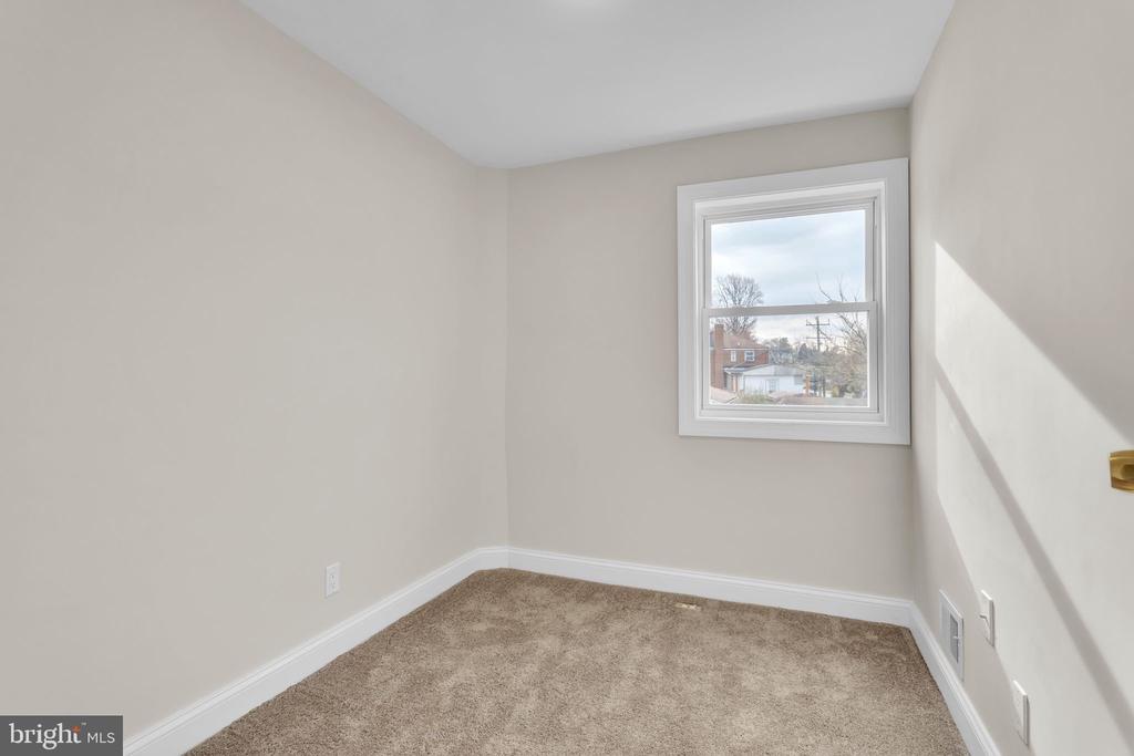11901 DALEWOOD DRIVE
