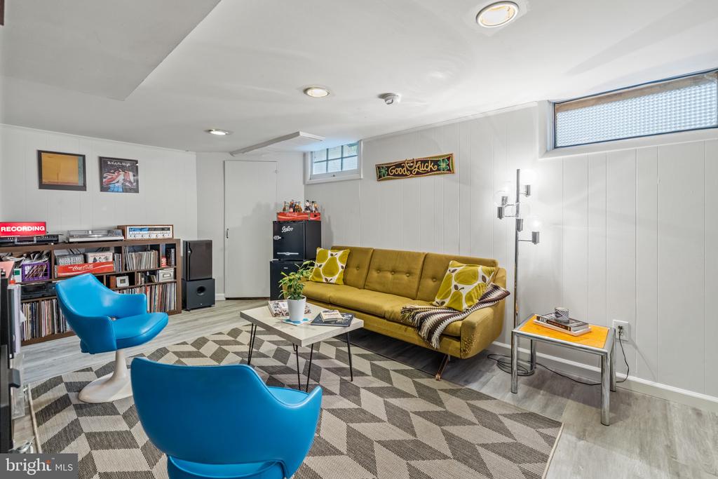 716 AUBURN AVENUE