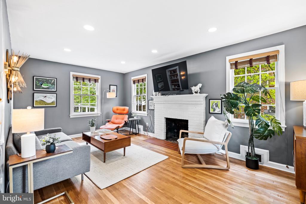 716 AUBURN AVENUE