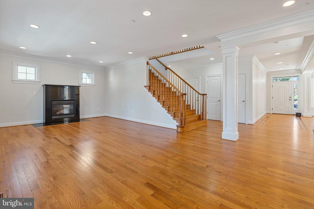 9524 MILSTEAD DRIVE
