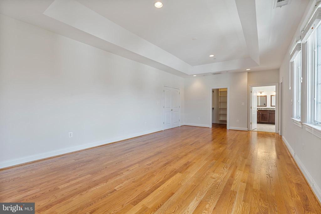 9524 MILSTEAD DRIVE
