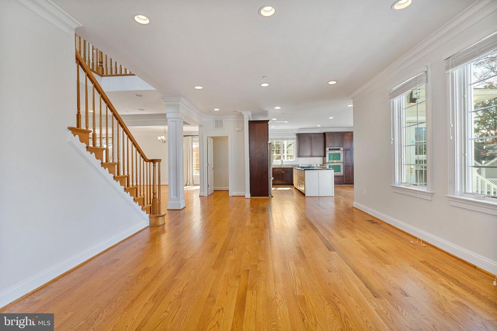 9524 MILSTEAD DRIVE