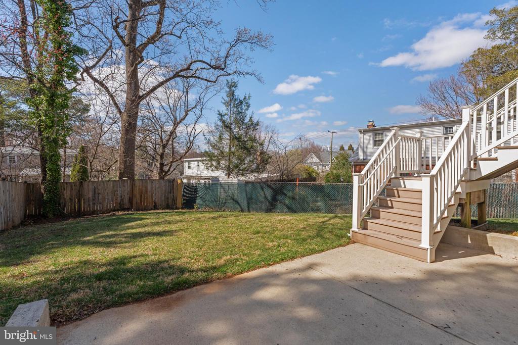 9524 MILSTEAD DRIVE