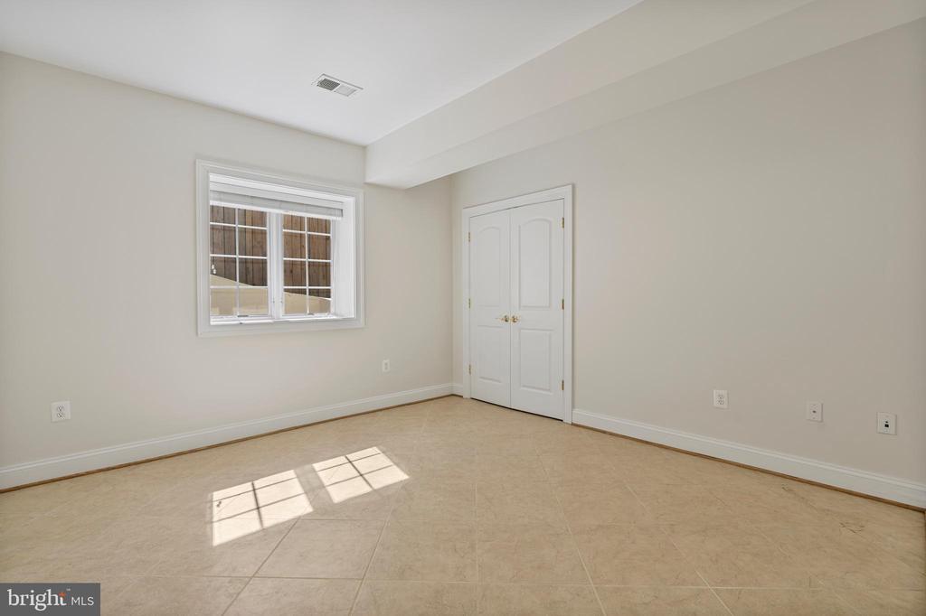 9524 MILSTEAD DRIVE
