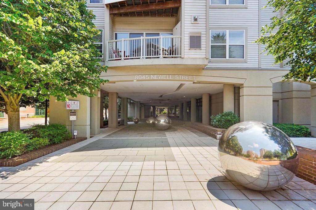 8045 NEWELL ST #416