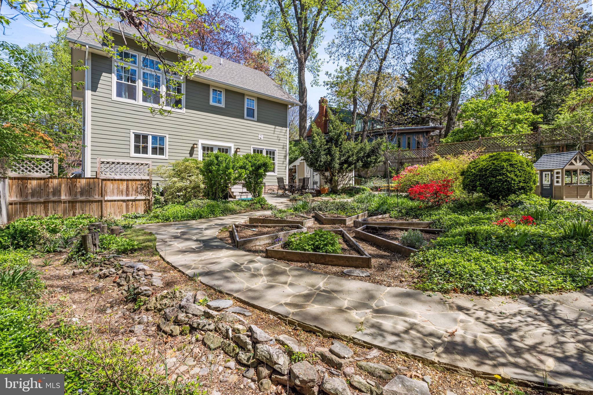 116 SHERMAN AVENUE