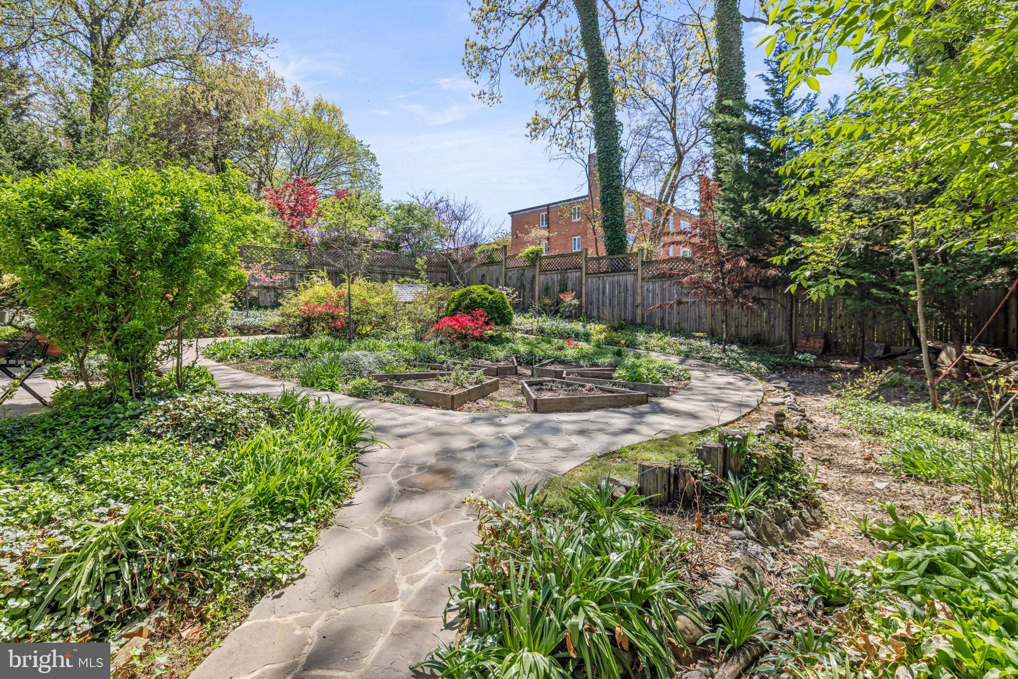 116 SHERMAN AVENUE