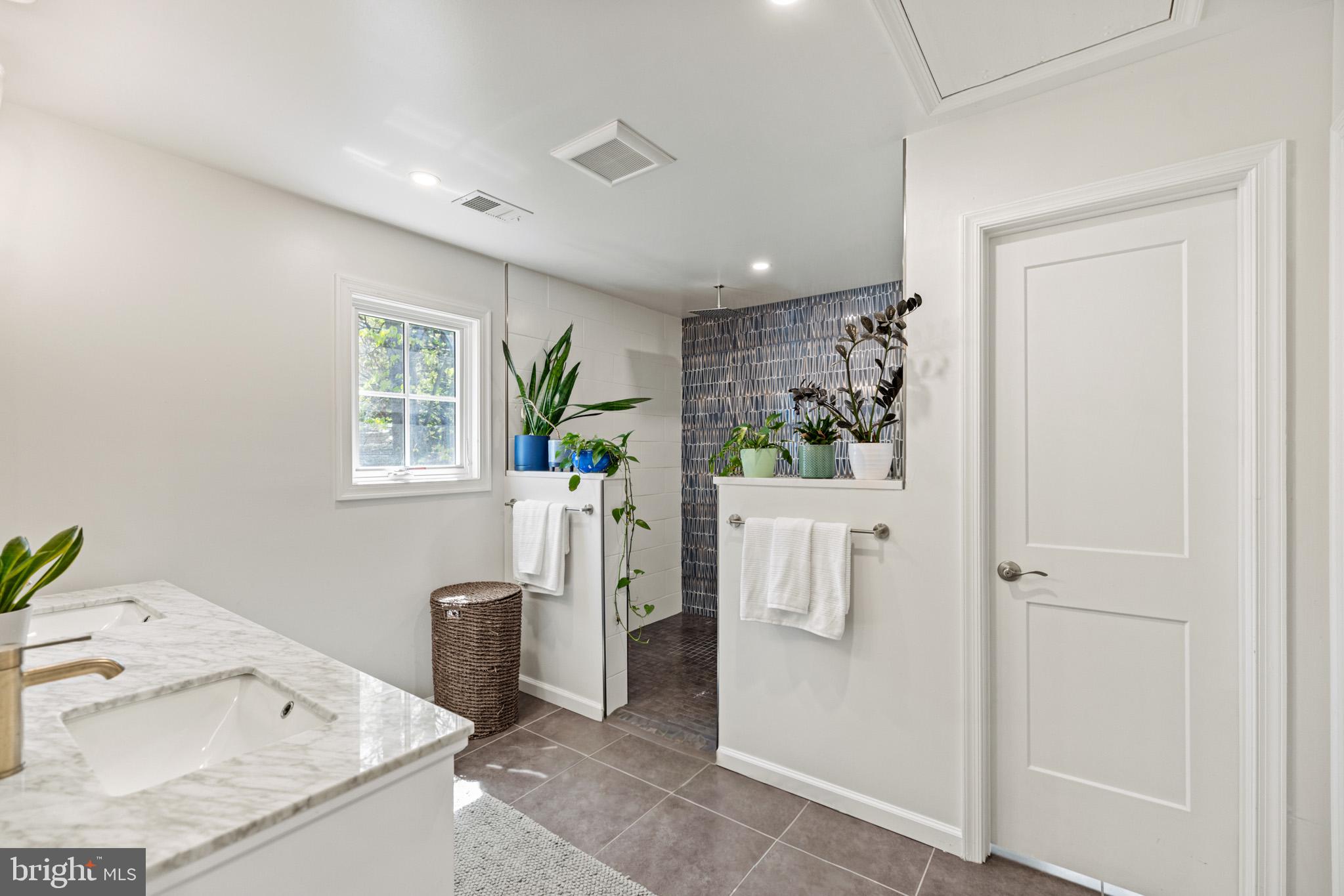 116 SHERMAN AVENUE