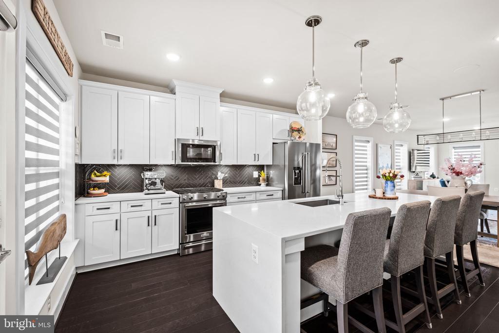 9664 FIELDS ROAD Unit: 9664