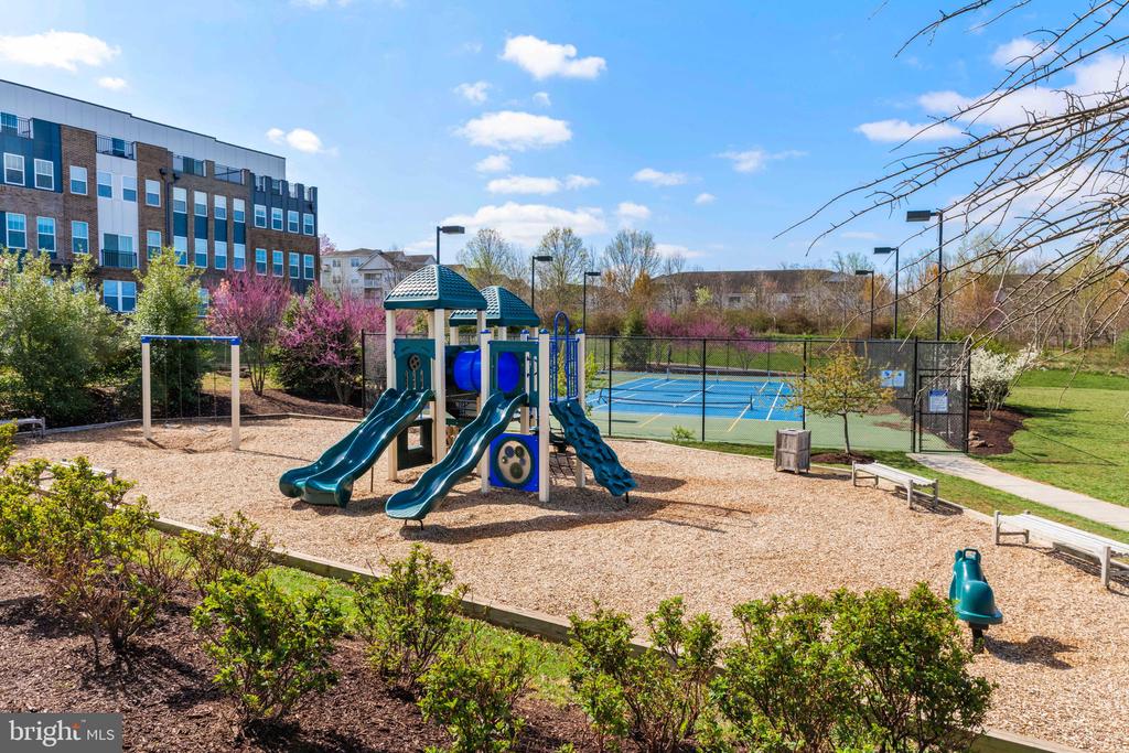 9664 FIELDS ROAD Unit: 9664