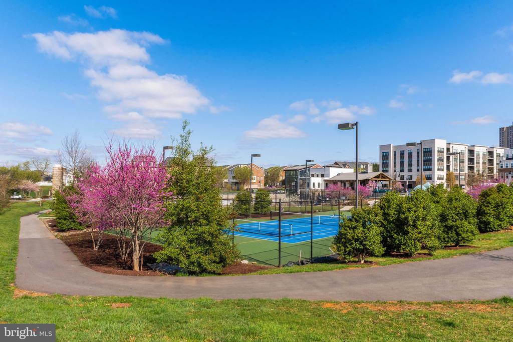 9664 FIELDS ROAD Unit: 9664