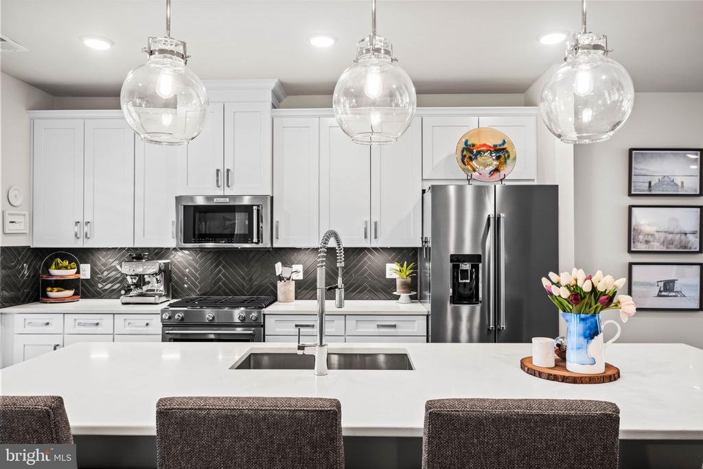 9664 FIELDS ROAD Unit: 9664