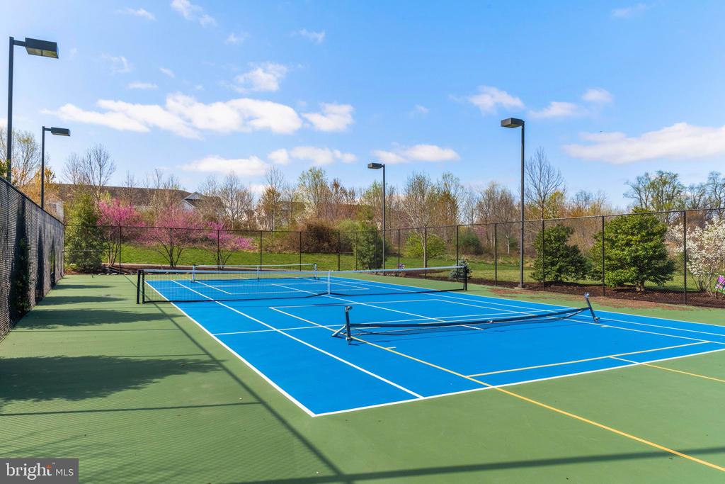 9664 FIELDS ROAD Unit: 9664