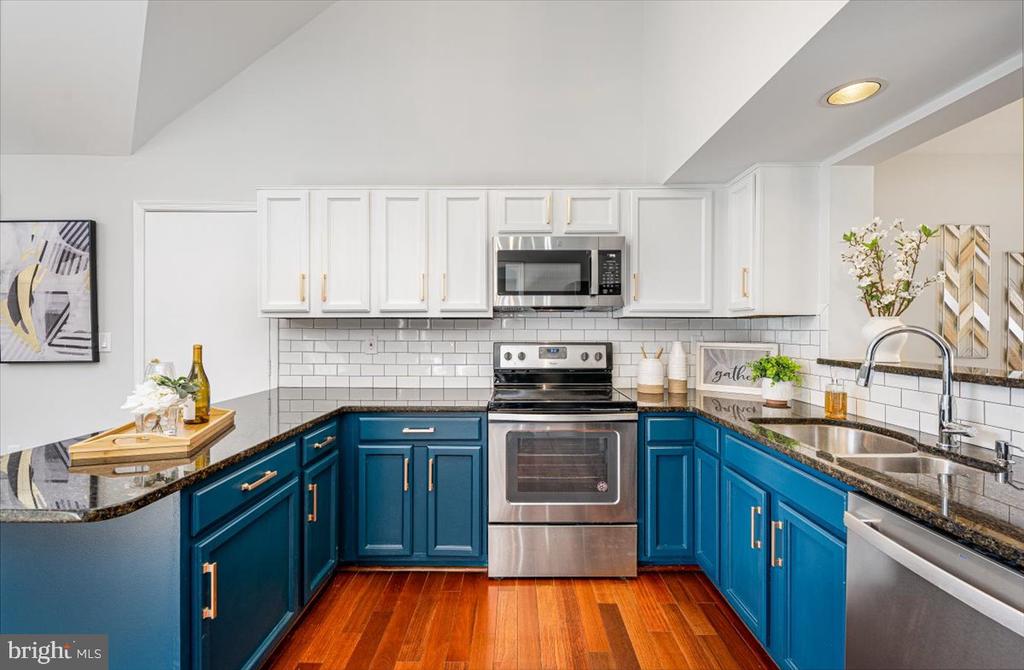 16012 HOWARD LANDING DRIVE