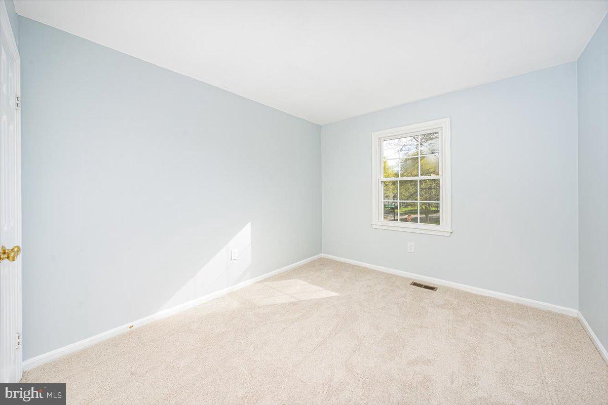 16012 HOWARD LANDING DRIVE