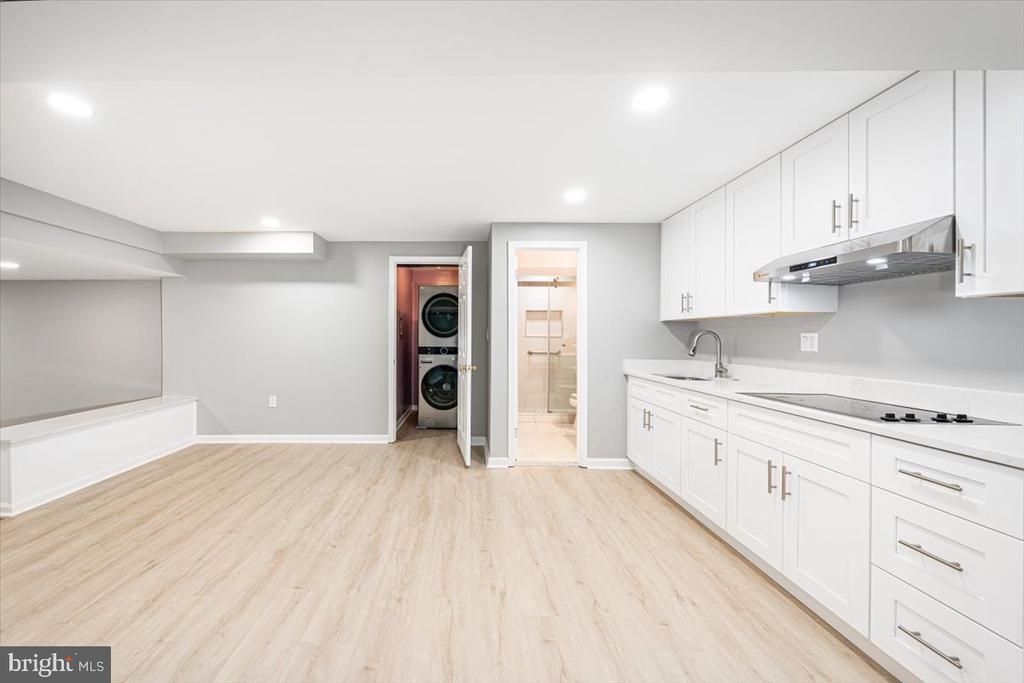 16012 HOWARD LANDING DRIVE