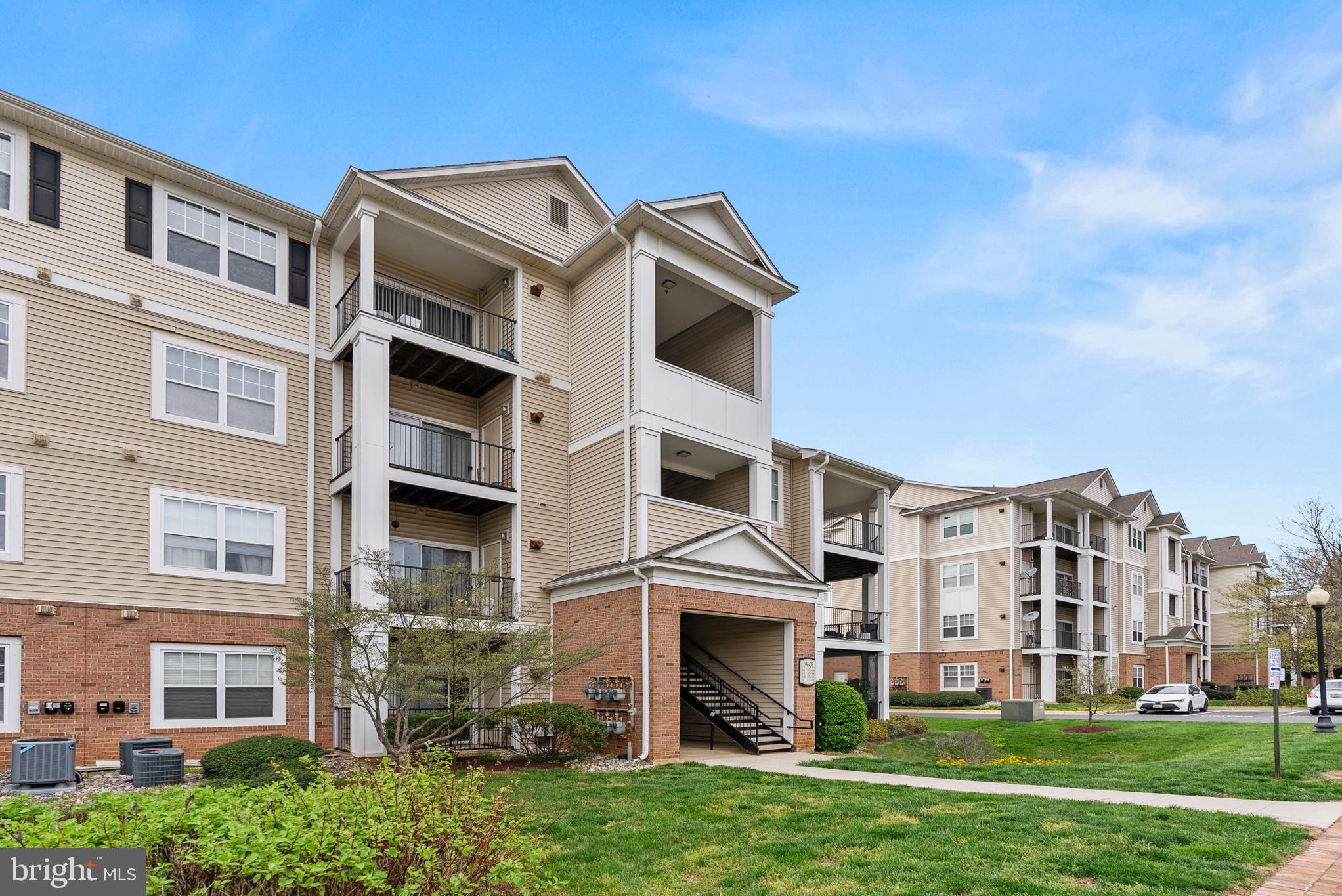 19601 GALWAY BAY CIRCLE 301