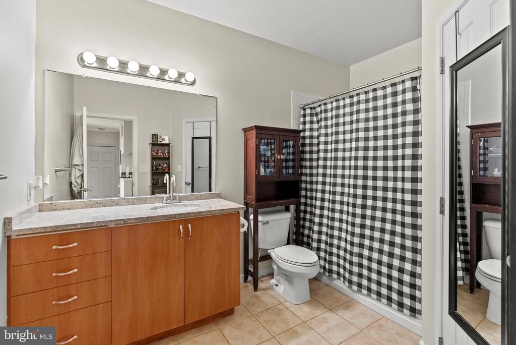 19601 GALWAY BAY CIRCLE 301