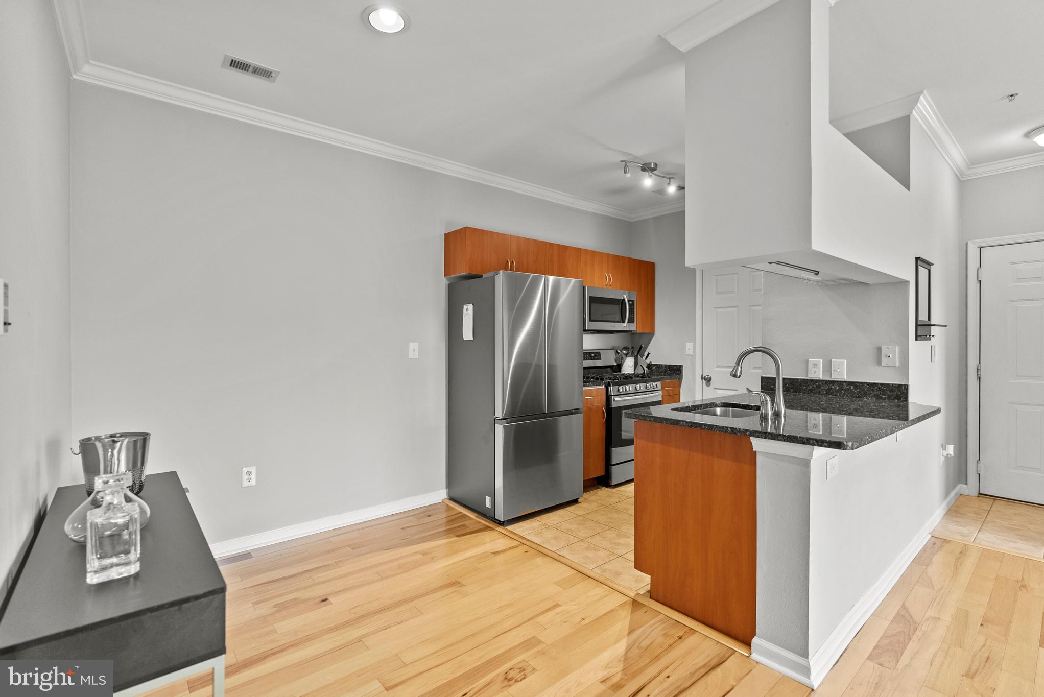 19601 GALWAY BAY CIRCLE 301