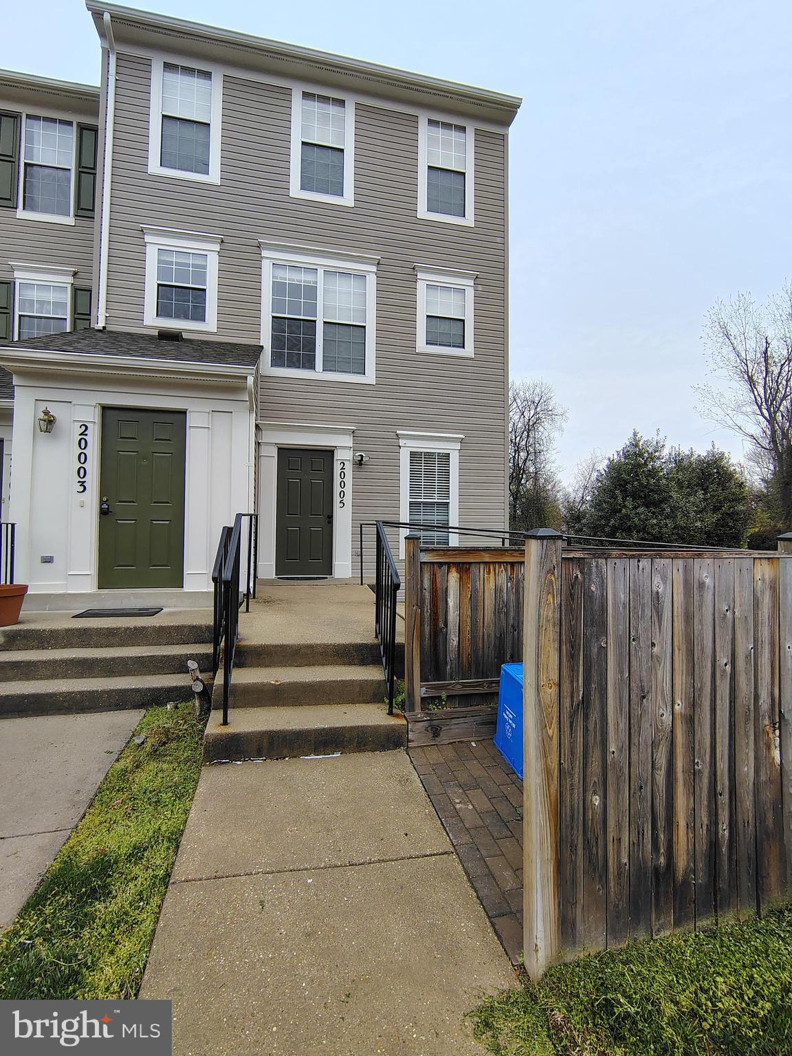 20005 DUNSTABLE CIRCLE 103-24