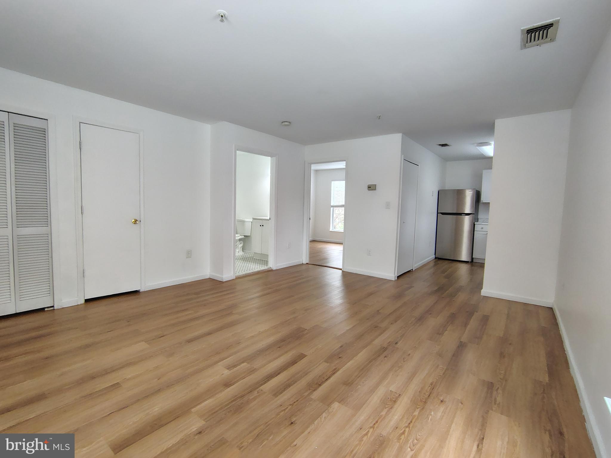 20005 DUNSTABLE CIRCLE 103-24