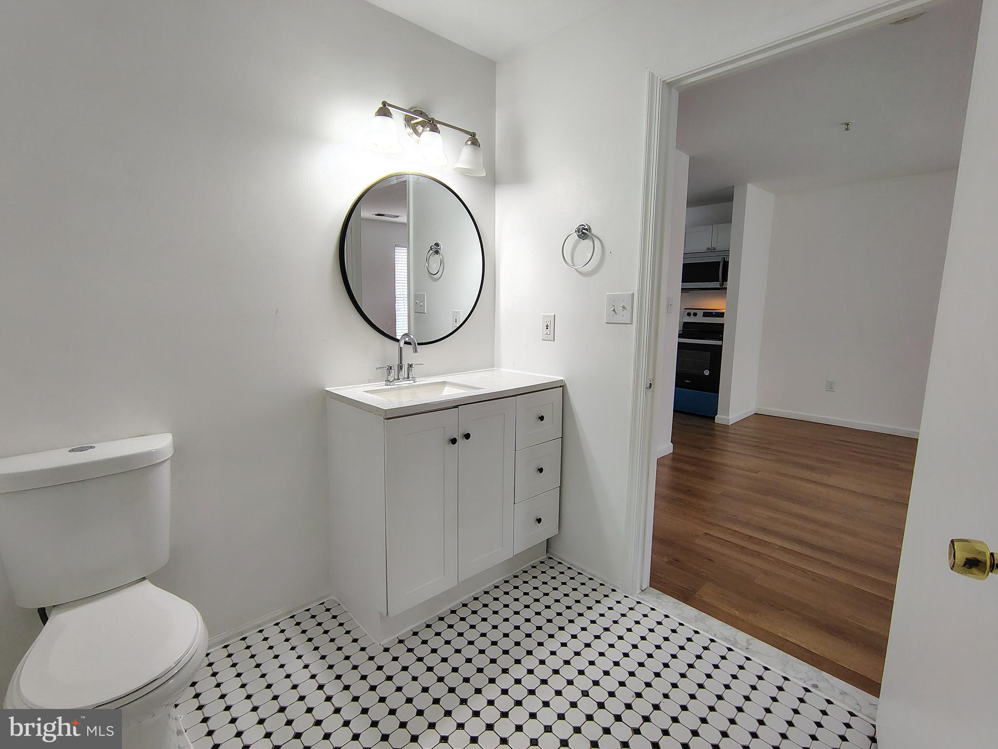 20005 DUNSTABLE CIRCLE 103-24