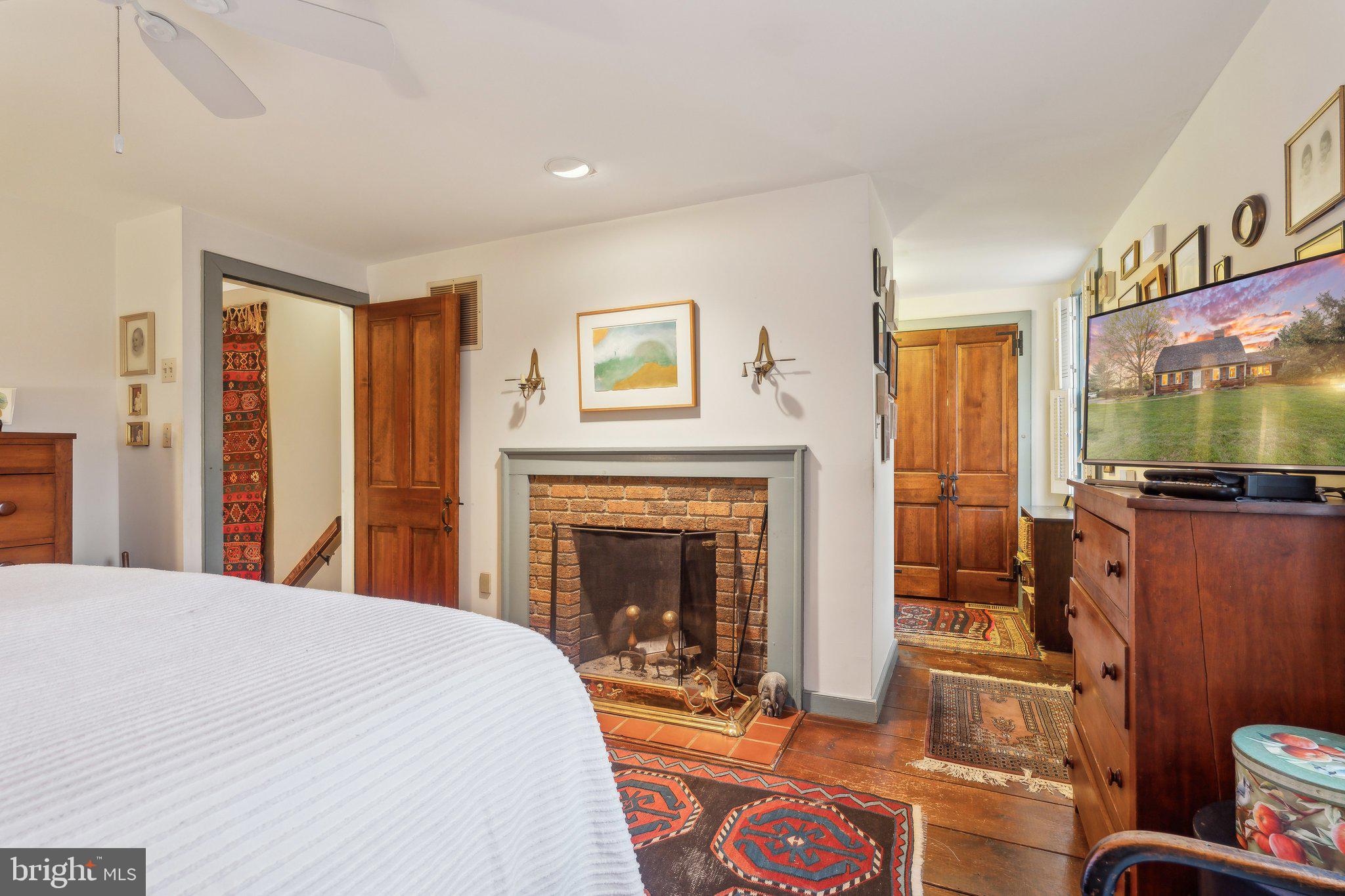 22818 HOWARD CHAPEL ROAD