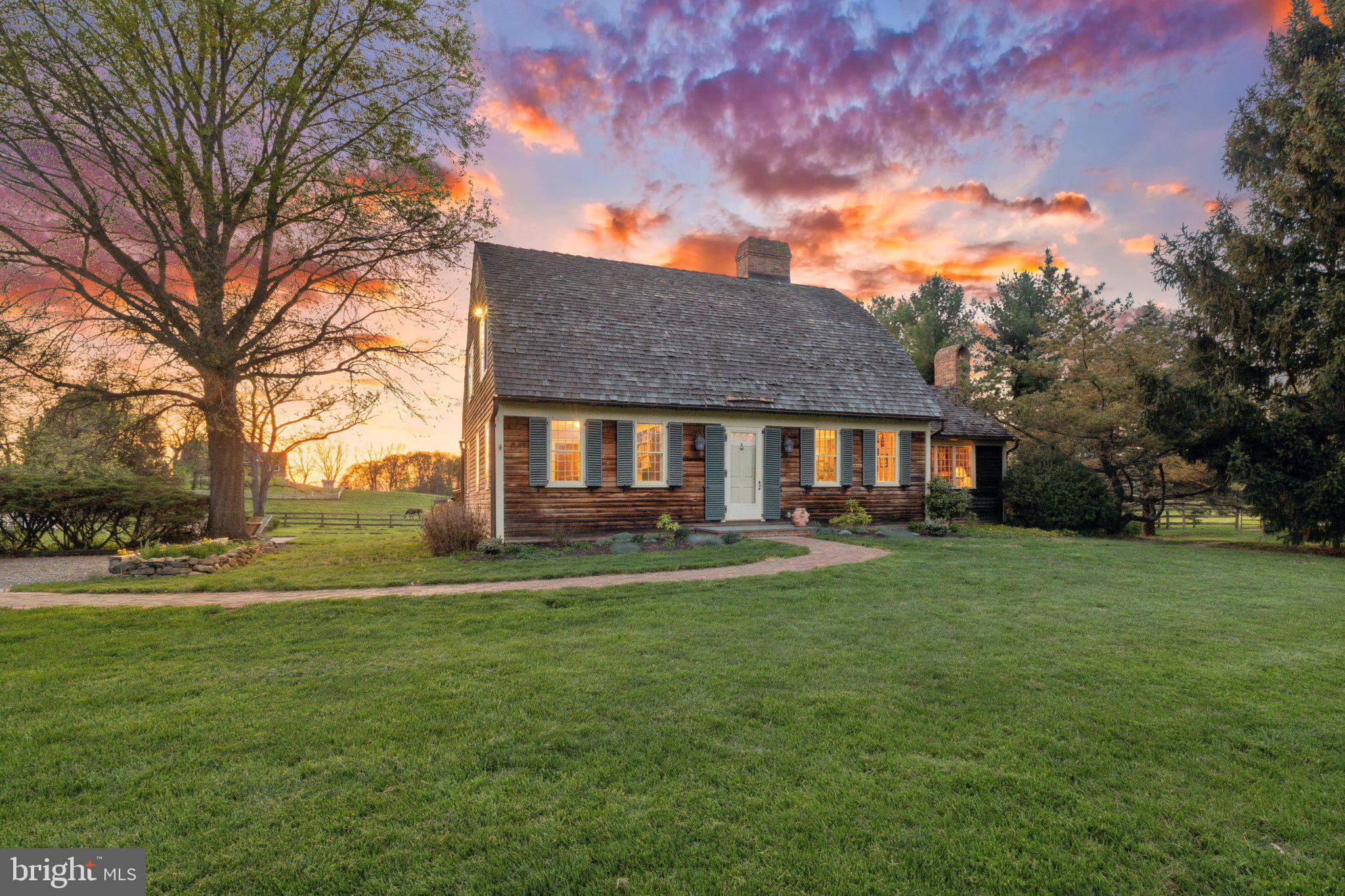 22818 HOWARD CHAPEL ROAD