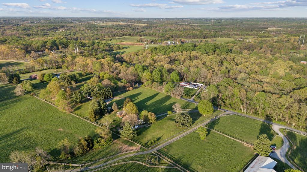 22818 HOWARD CHAPEL ROAD