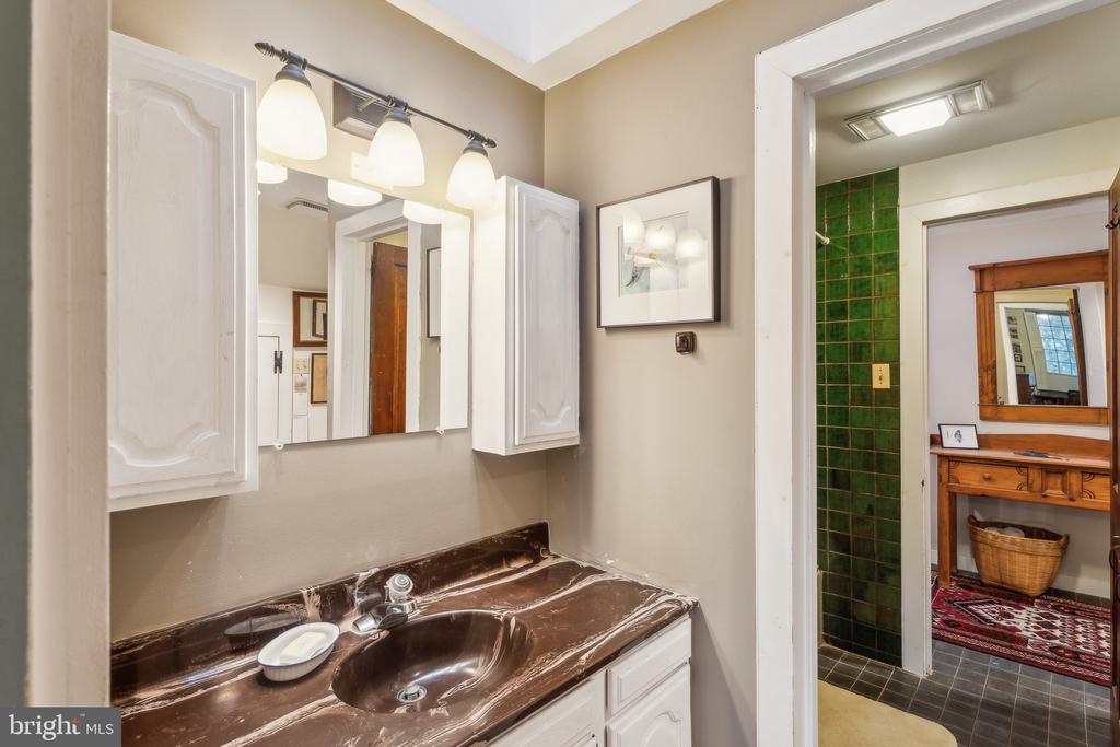 22818 HOWARD CHAPEL ROAD
