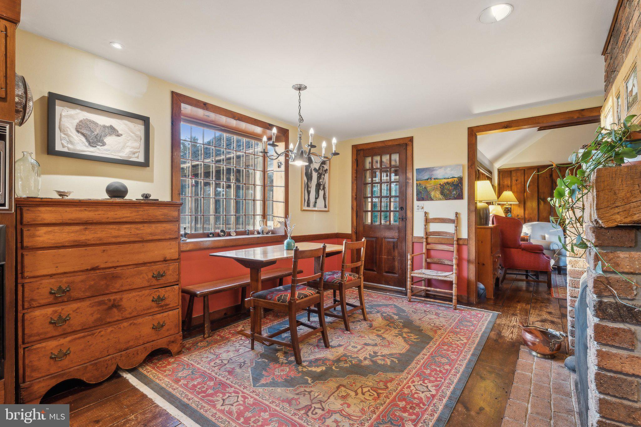 22818 HOWARD CHAPEL ROAD